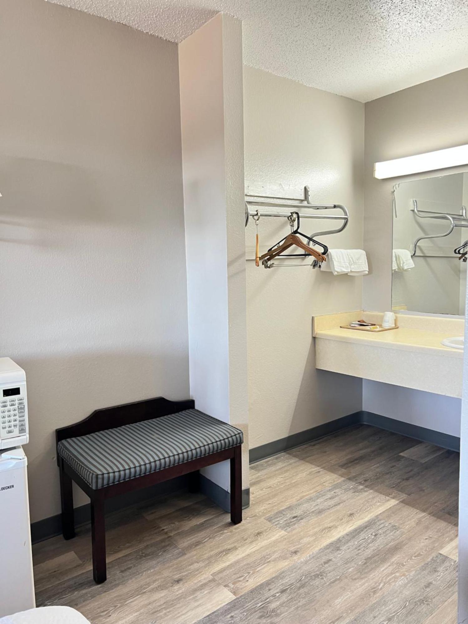 Days Inn Of York Ngoại thất bức ảnh